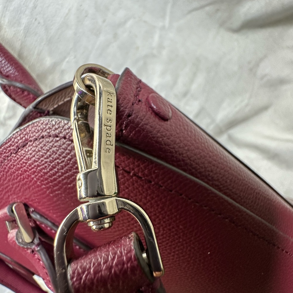 Kate Spade Red Leather Satchel with Gold Logo - Picture 13 of 15